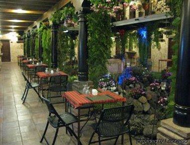 Howard Johnson Antigua Guatemala Exteriör bild
